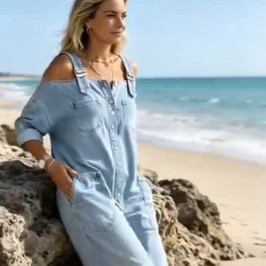 Tuta denim in spiaggia