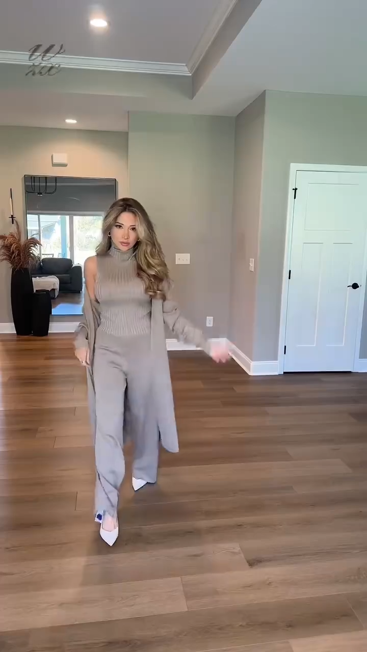 Beige 2